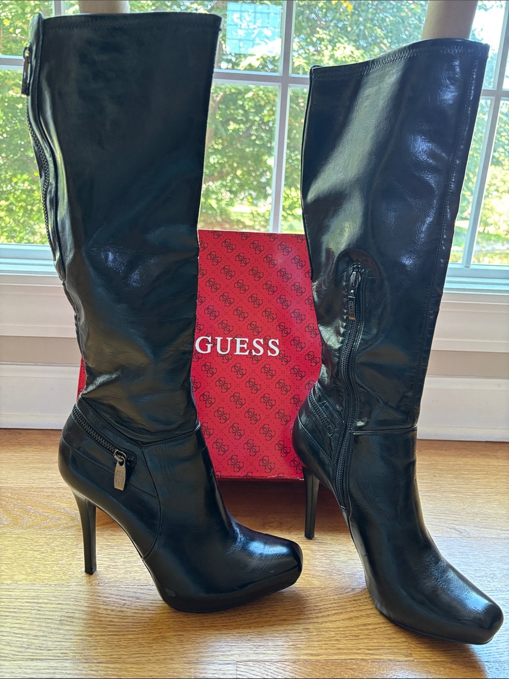 GUESS Black Glossy Knee-High Stiletto Boots with Side Zip Detail